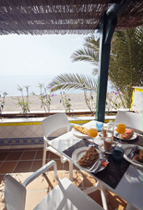 Desayuno en Aguadulce Pool Club