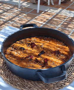 Arroz meloso con costilla y pulpo