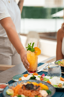 Cocktail con comida